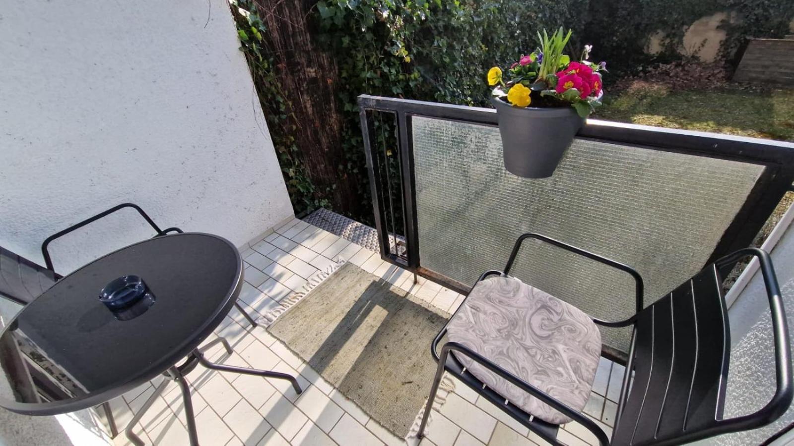 Ferienwohnung - Am Stadtgarten Saarlouis Exteriör bild